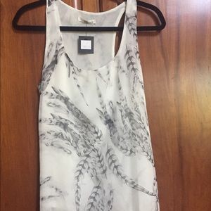 Boutique Racerback flowing classy tank sz SM